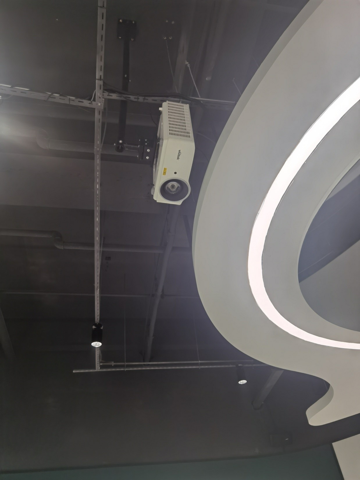 潮起大浪，盛薈城啟-VIVITEK助力龍華大浪城市展廳 - 開云(中國)Kaiyun·官方網(wǎng)站 - 登錄入口(圖5)